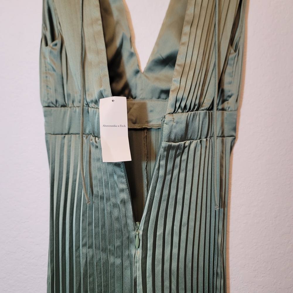 NWT Abercrombie & Fitch Giselle Pleated Jumpsuit Size XXSP - Green - Picture 6 of 11